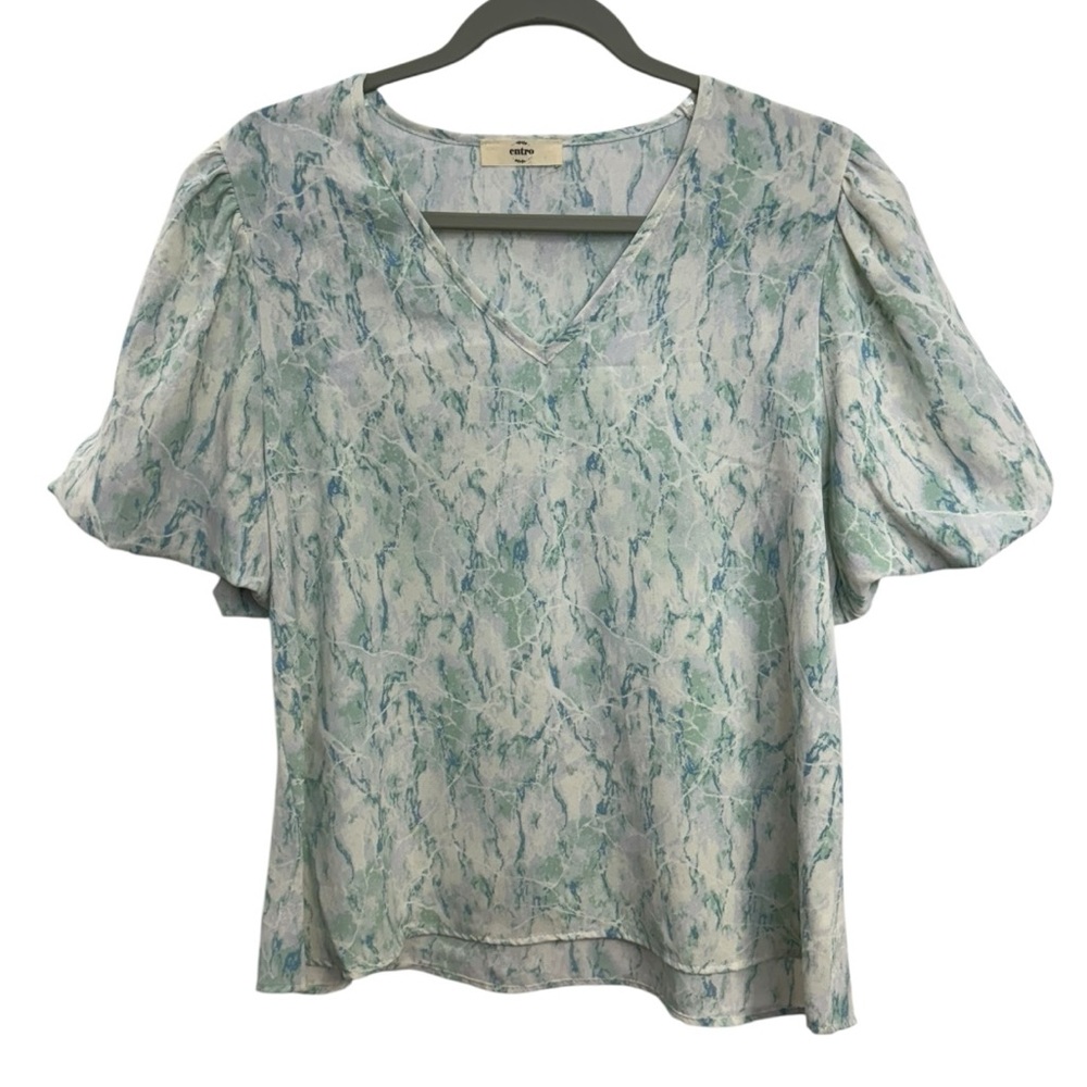 Entro Women’s Blue and White Marble Print Blouse Size S